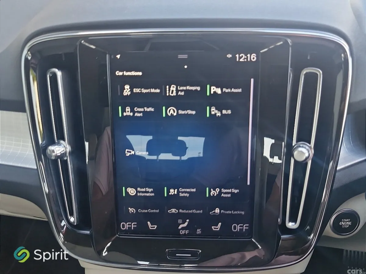 Volvo XC40 SUV, Diesel, 2019, Grey