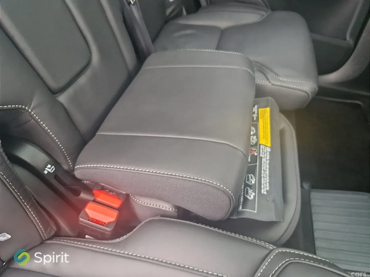 Volvo XC90 SUV, Petrol Plug-in Hybrid, 2025, Silver