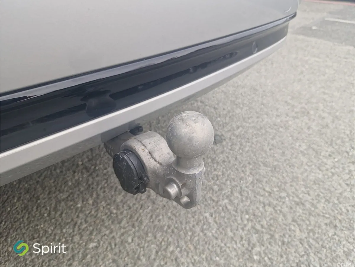 Volvo XC90 SUV, Petrol Plug-in Hybrid, 2025, Silver