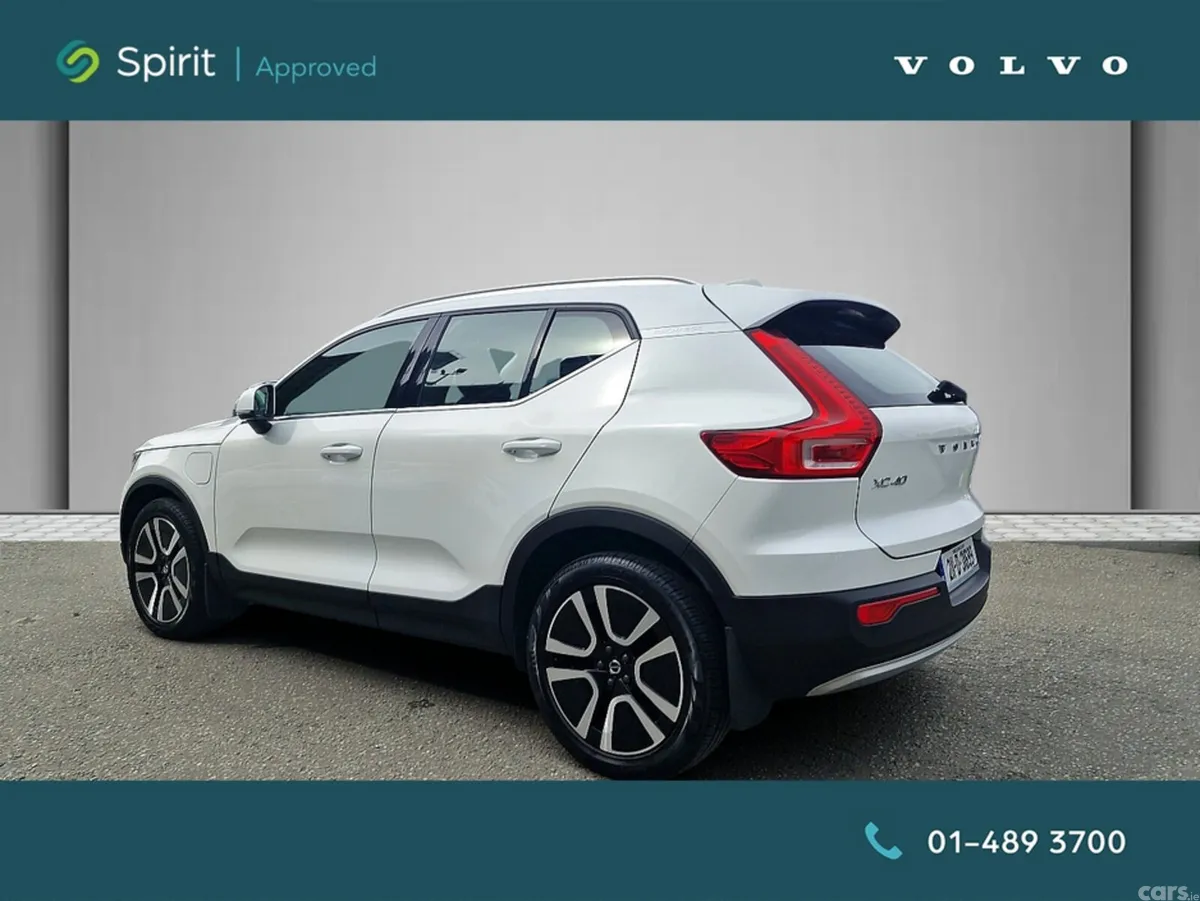 Volvo XC40 SUV, Petrol Plug-in Hybrid, 2021, White