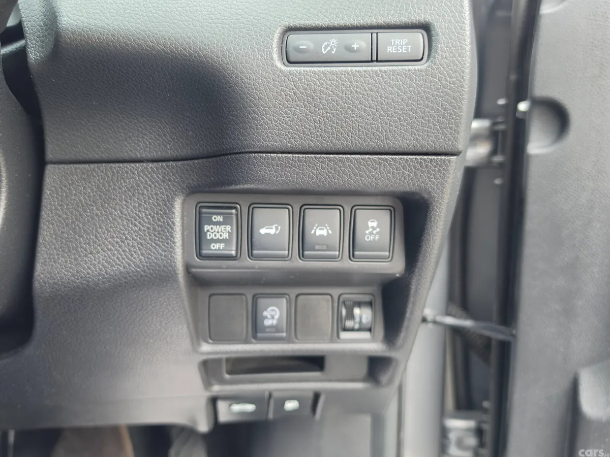 Nissan X-Trail SUV, Diesel, 2018, Grey