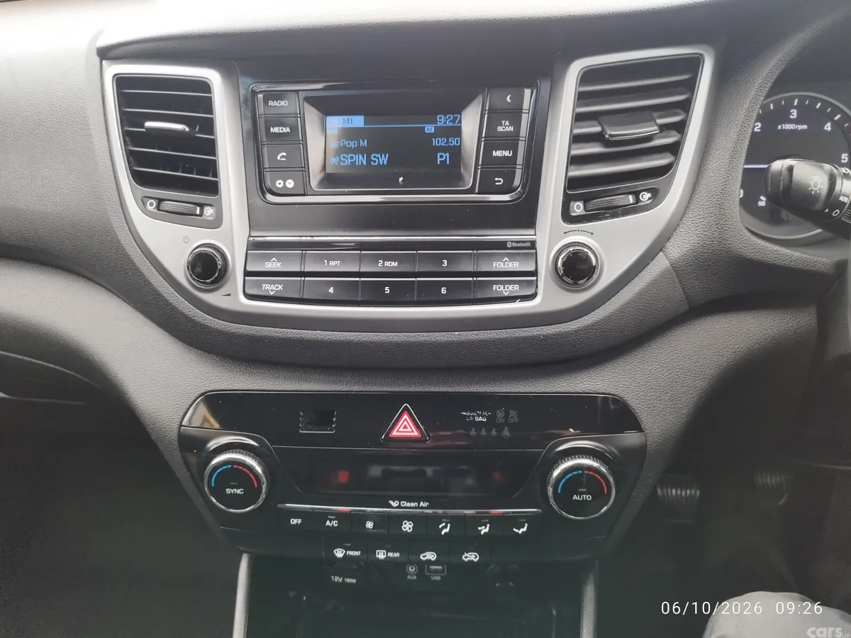 Hyundai Tucson SUV, Diesel, 2016, Silver