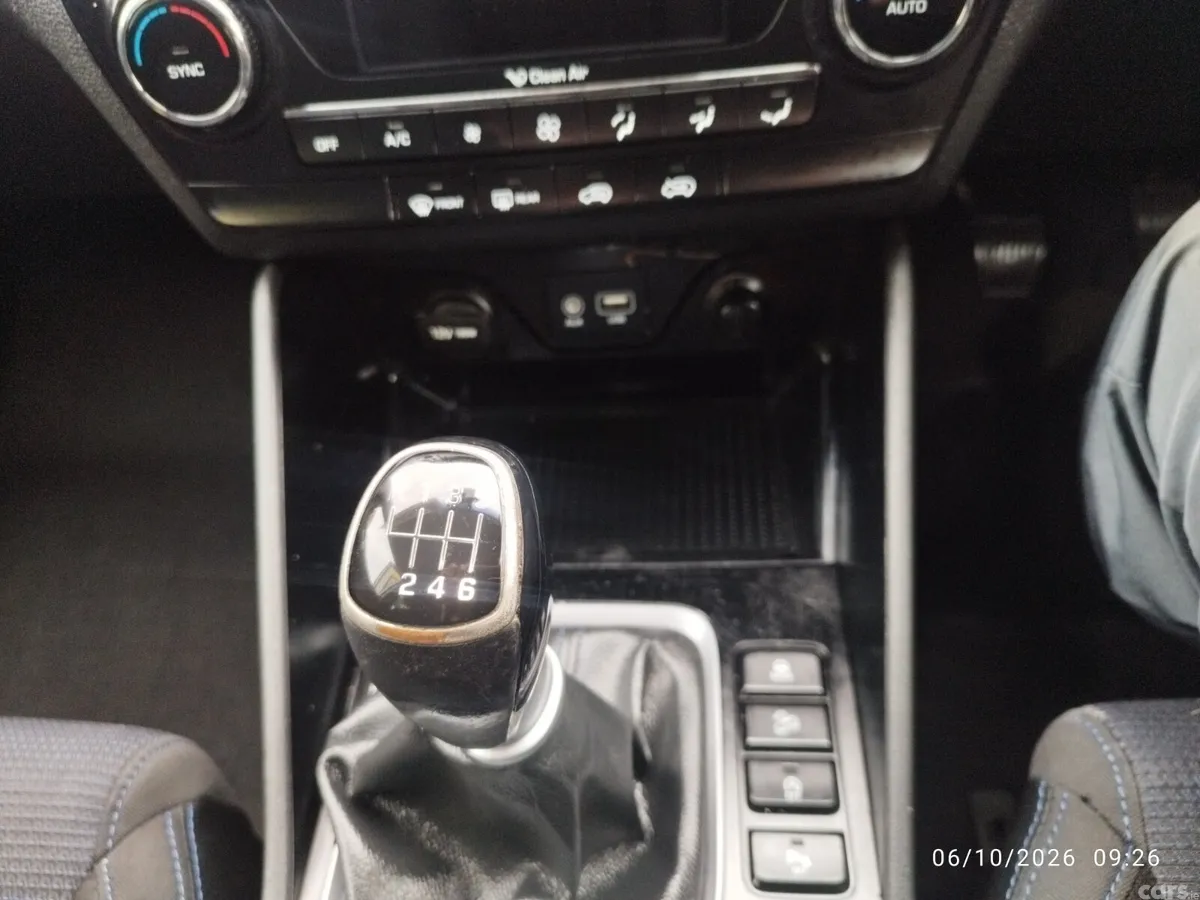 Hyundai Tucson SUV, Diesel, 2016, Silver
