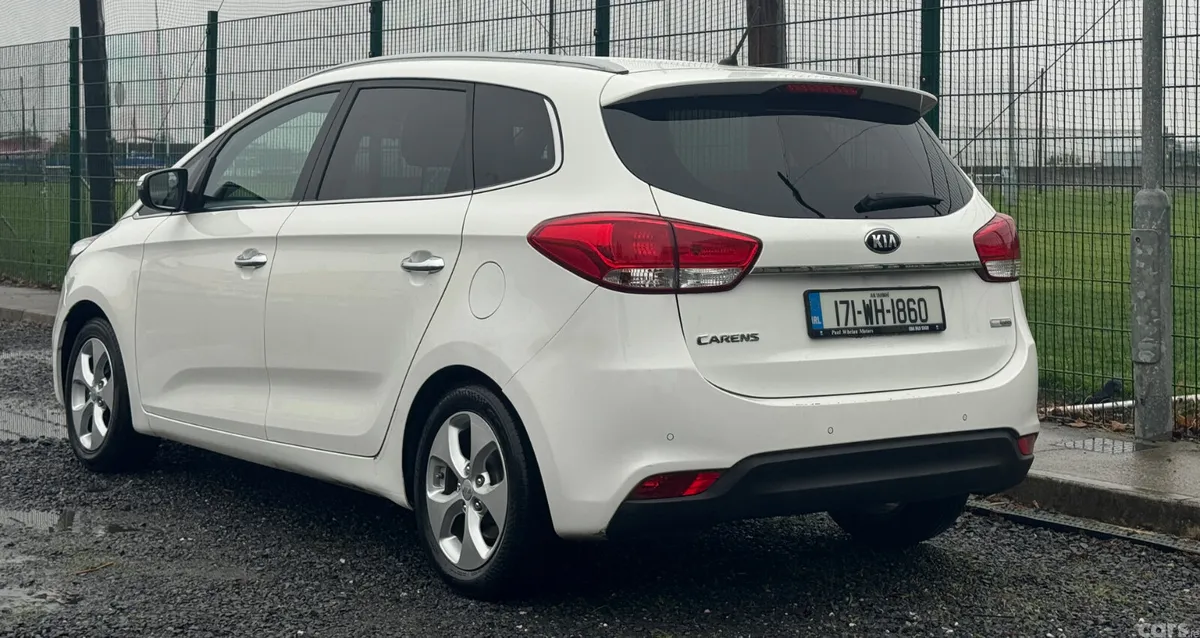 Kia Carens MPV, Diesel, 2017, White