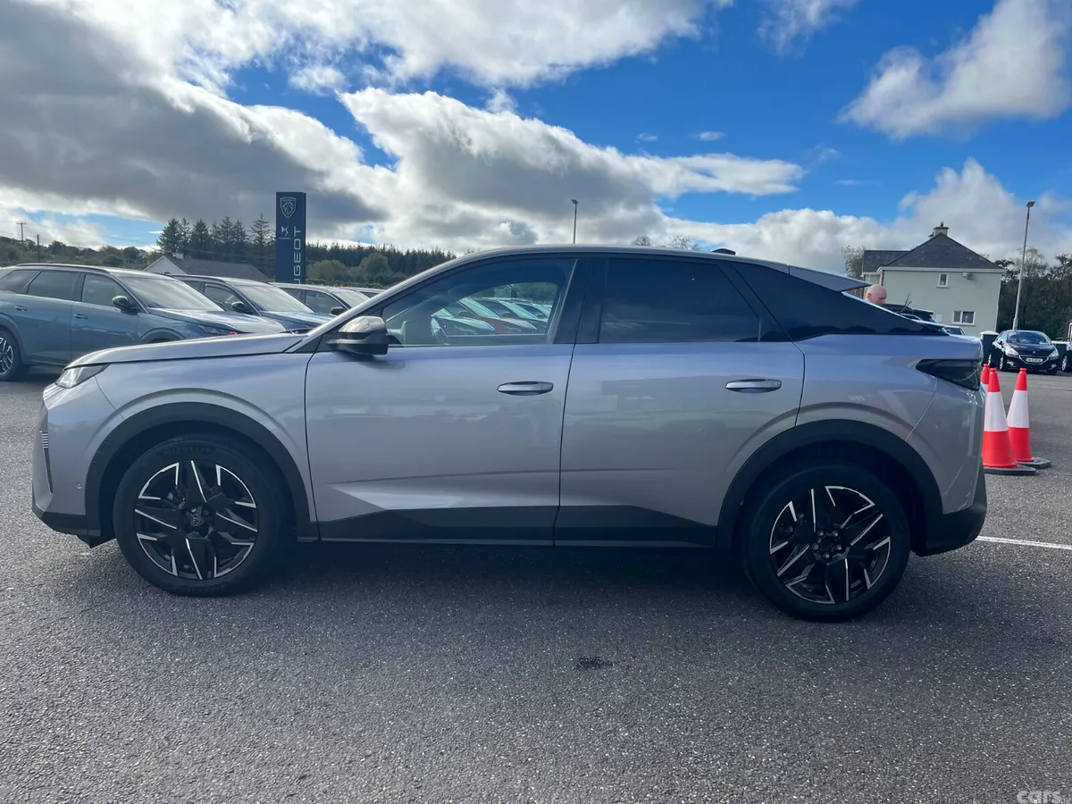Peugeot 3008 MPV, Petrol Hybrid, 2024, Grey