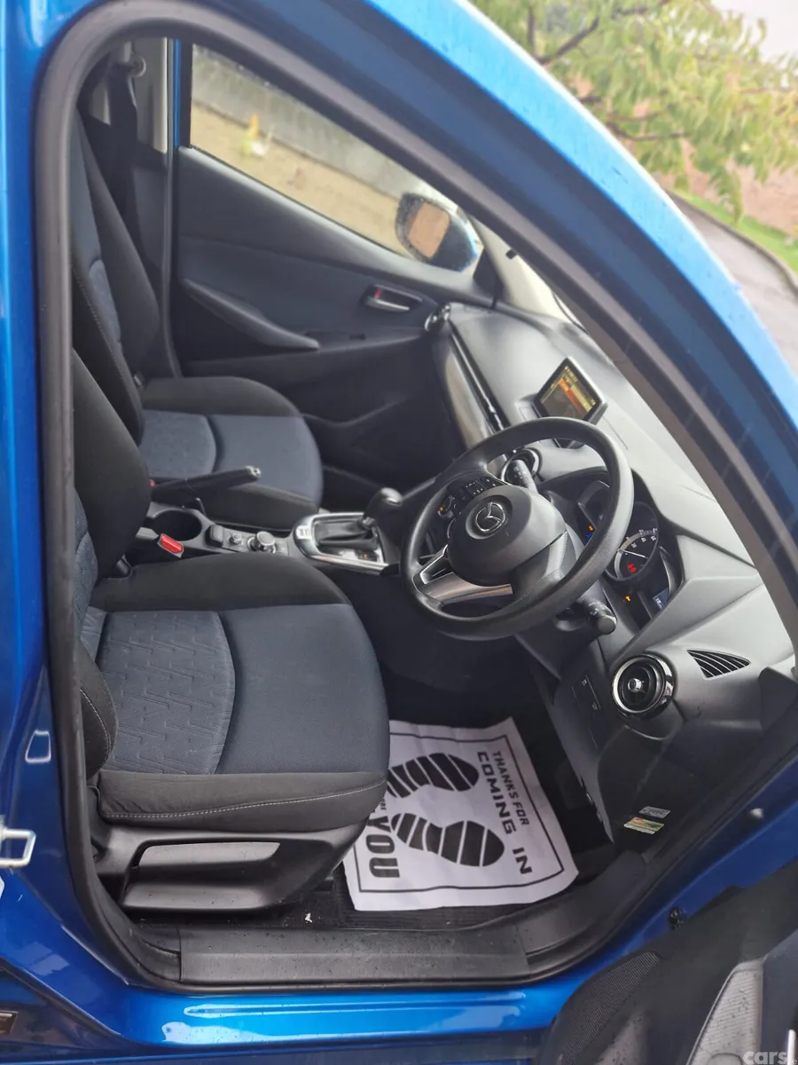 Mazda Demio MPV, Petrol, 2015, Blue