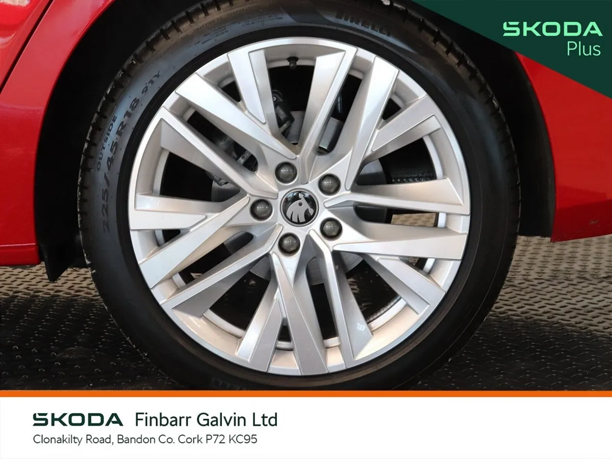 Skoda Octavia Saloon, Diesel, 2026, Red