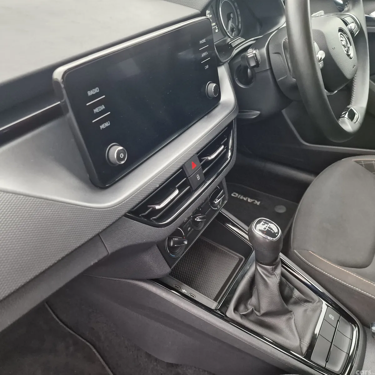 Skoda Kamiq Hatchback, Petrol, 2021, White