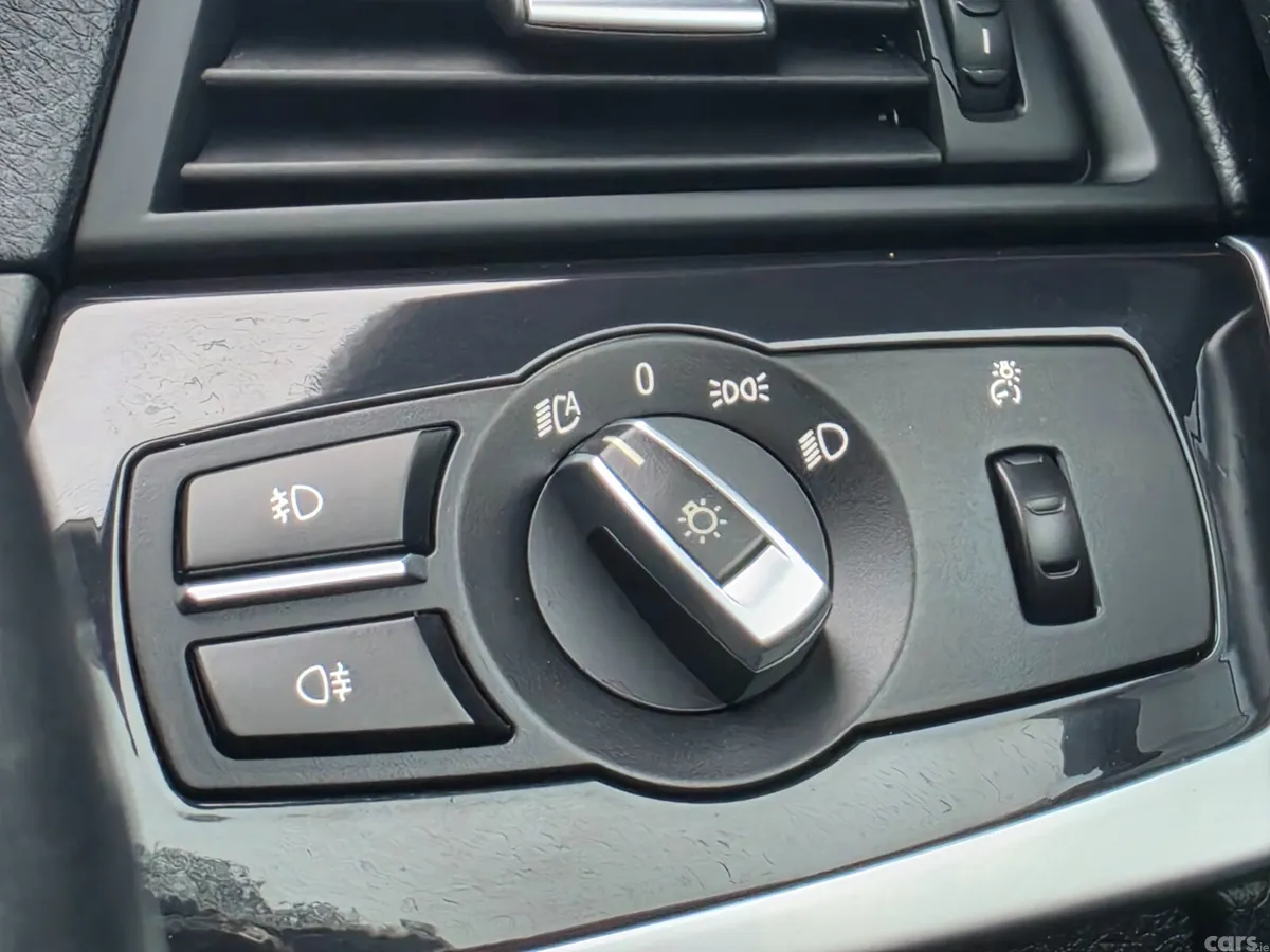 BMW 5-Series Saloon, Diesel, 2015, Silver