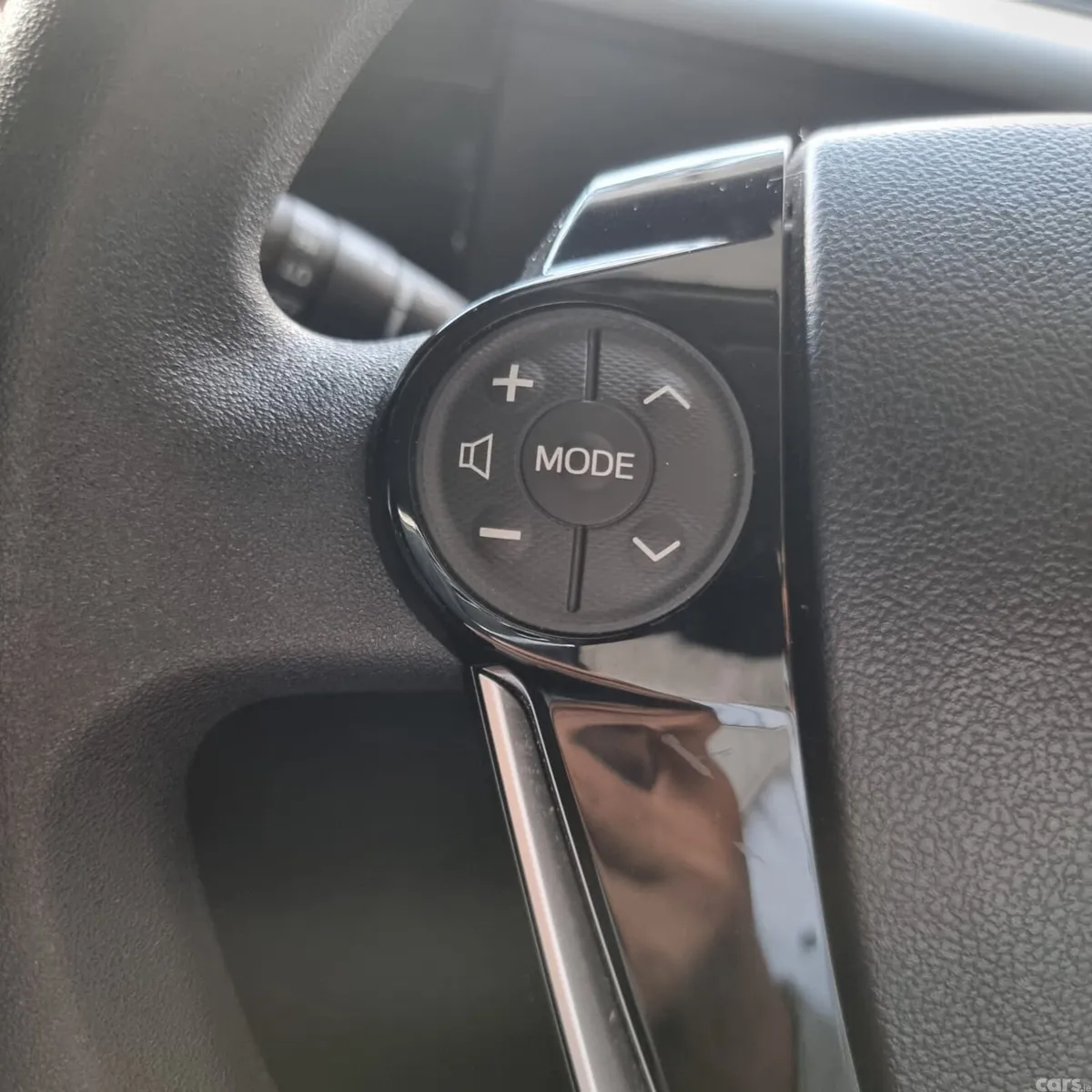 Toyota Aqua Hatchback, Petrol Hybrid, 2019, White