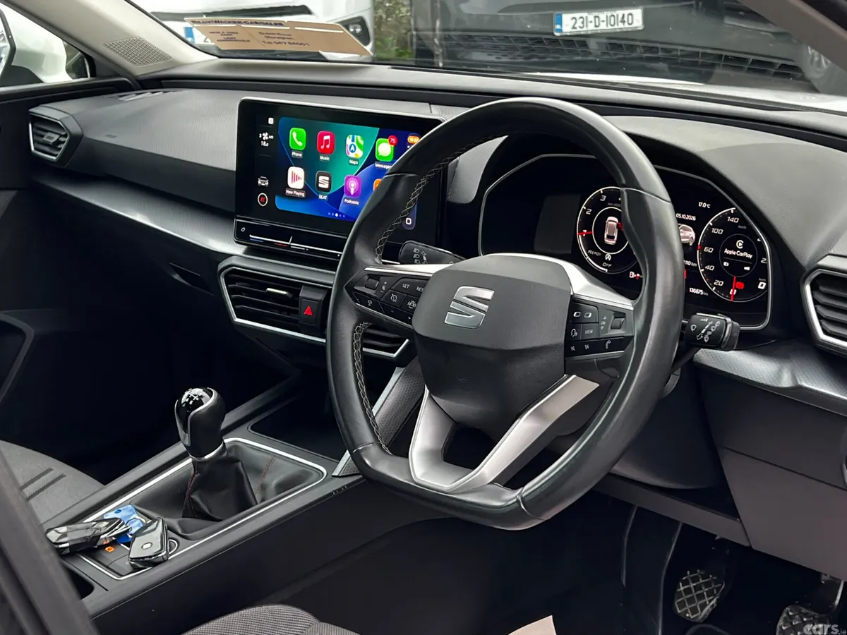 SEAT Leon Estate, Diesel, 2022, White