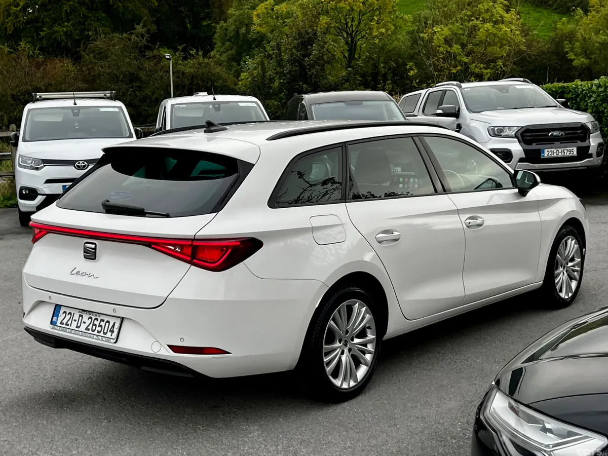 SEAT Leon Estate, Diesel, 2022, White