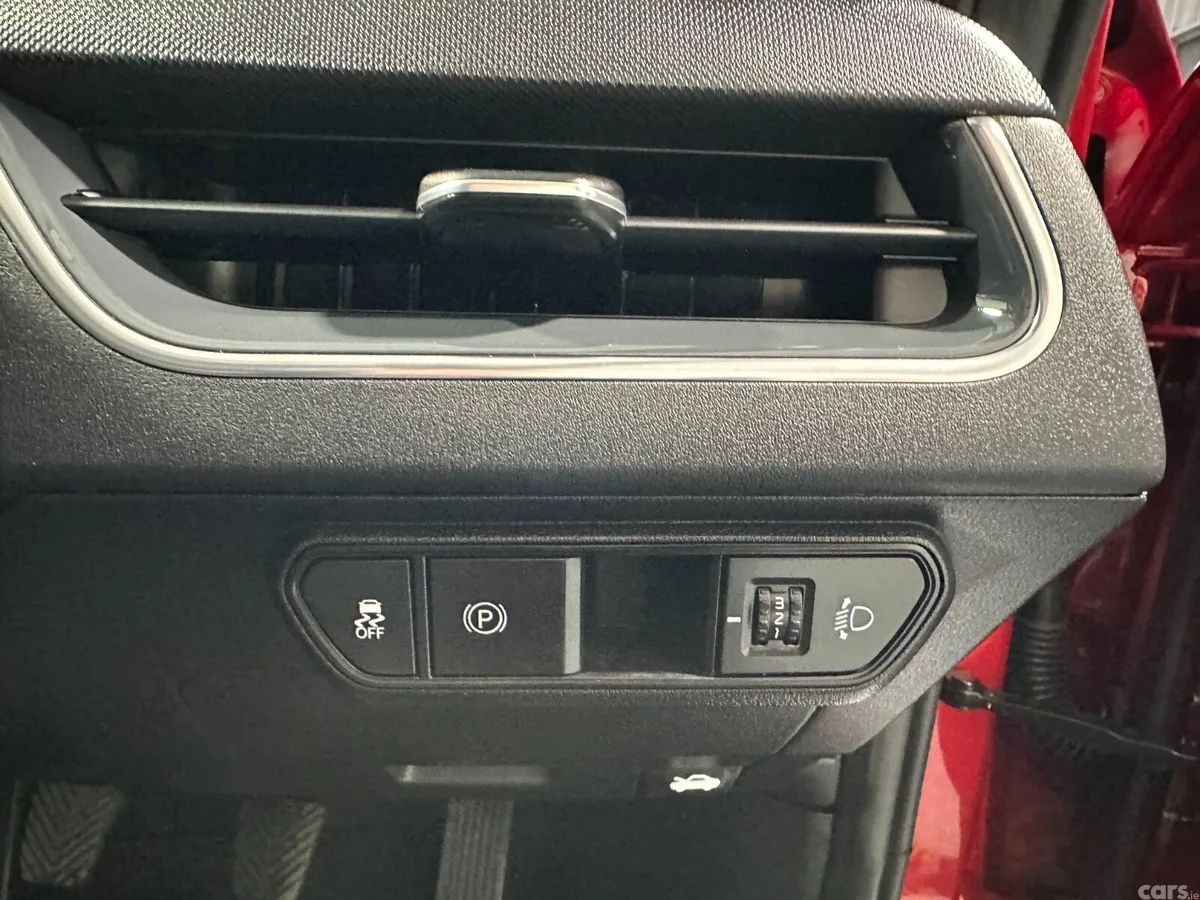 Kia K4 Hatchback, Petrol Hybrid, 2026, Red