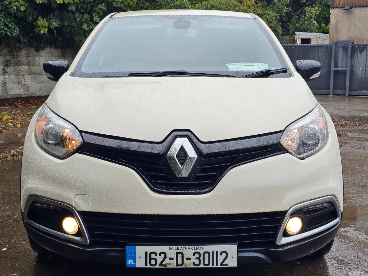 Renault Captur Hatchback, Diesel, 2016, Beige