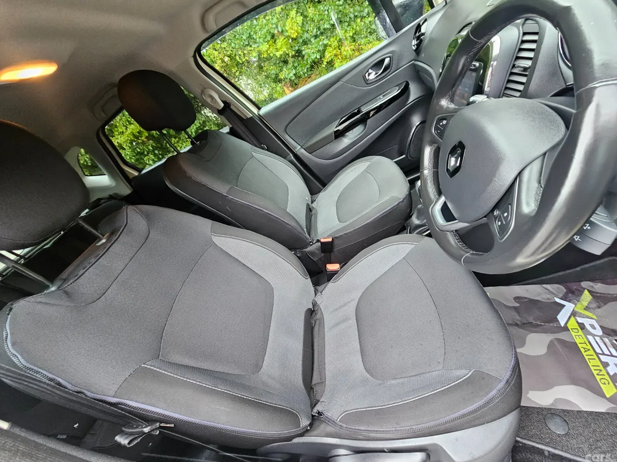 Renault Captur Hatchback, Diesel, 2016, Beige