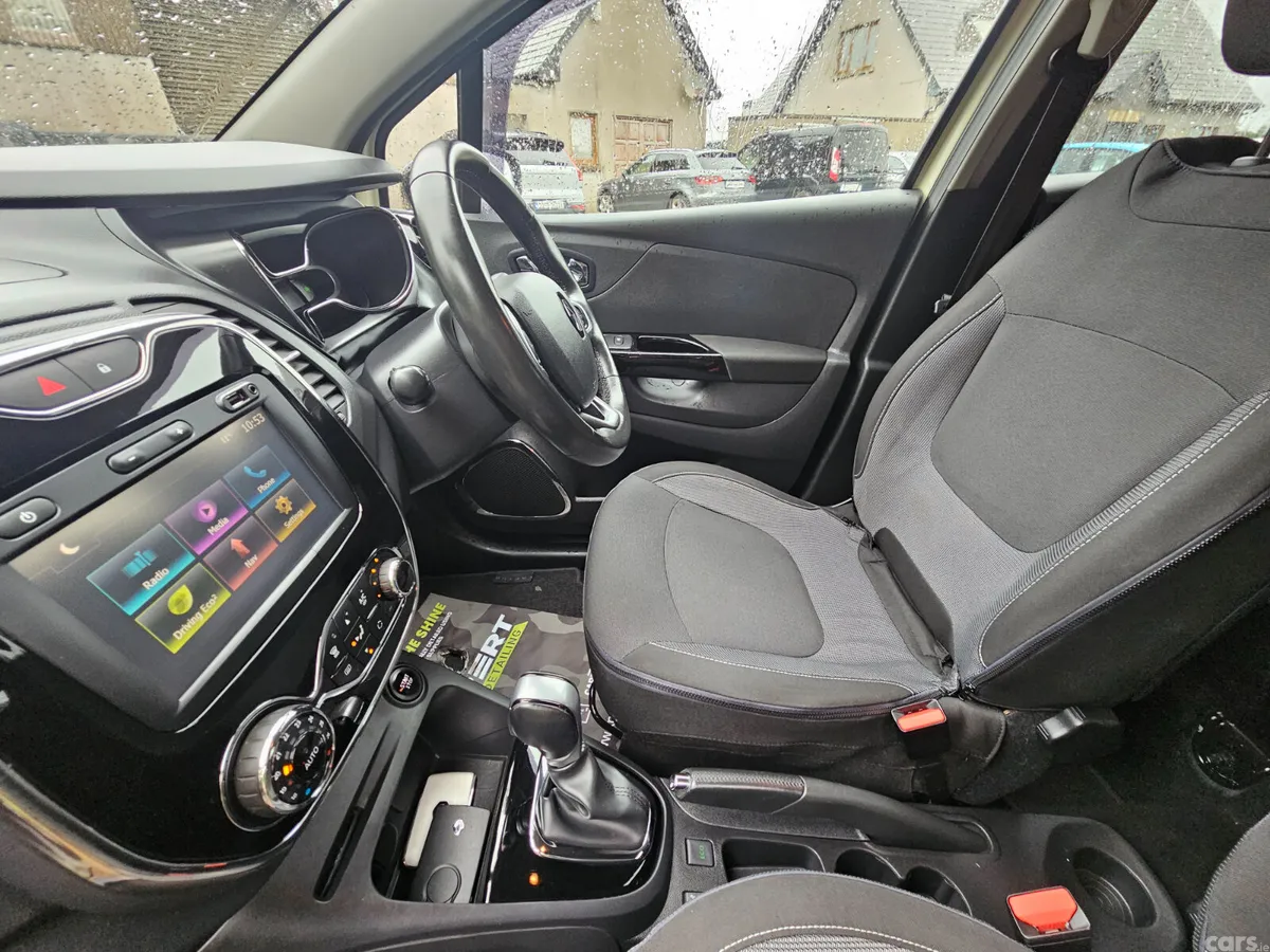 Renault Captur Hatchback, Diesel, 2016, Beige