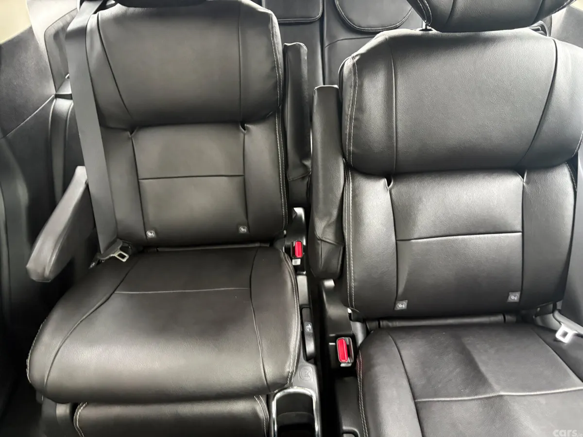 Honda Odyssey MPV, Petrol Hybrid, 2019, White
