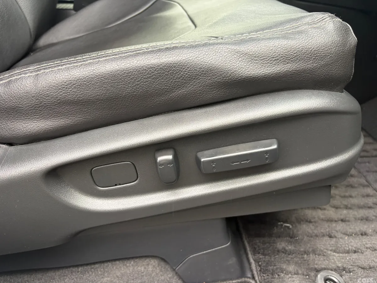 Honda Odyssey MPV, Petrol Hybrid, 2019, White