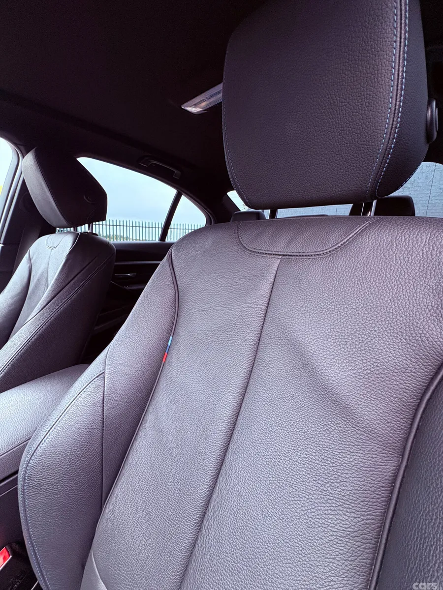 BMW 3-Series Saloon, Petrol, 2018, Blue