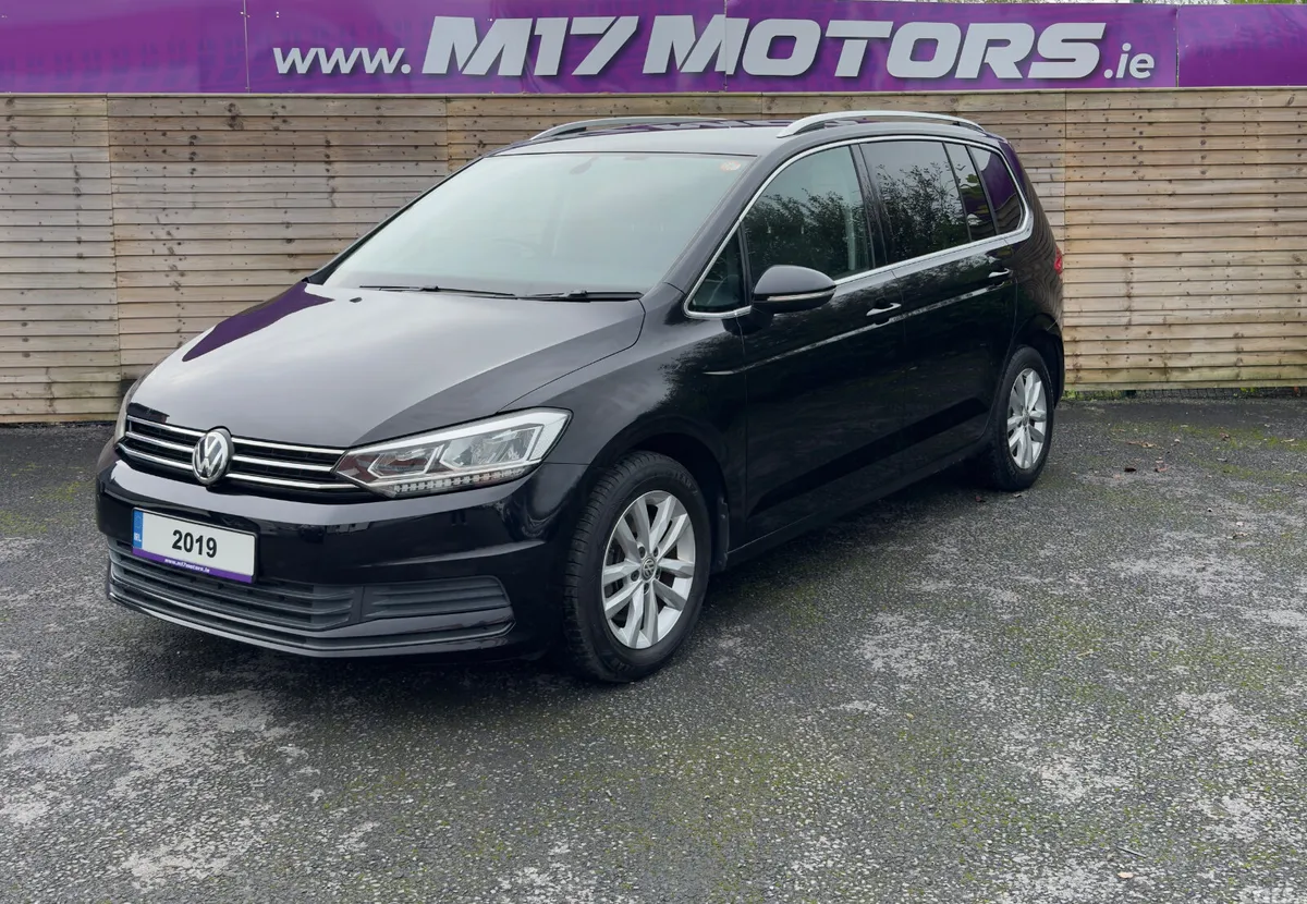 Volkswagen Touran SUV, Diesel, 2019, Black