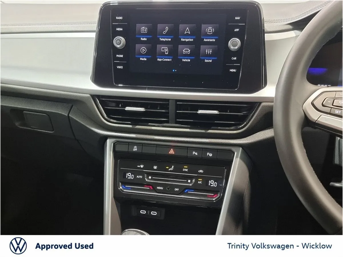 Volkswagen T-Roc SUV, Diesel, 2025, Black