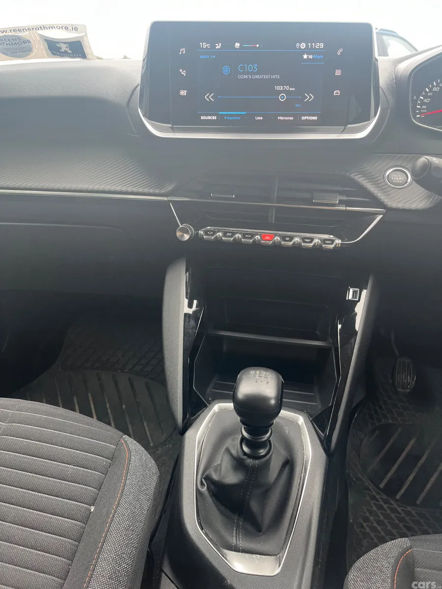 Peugeot 208 Hatchback, Diesel, 2022, Grey