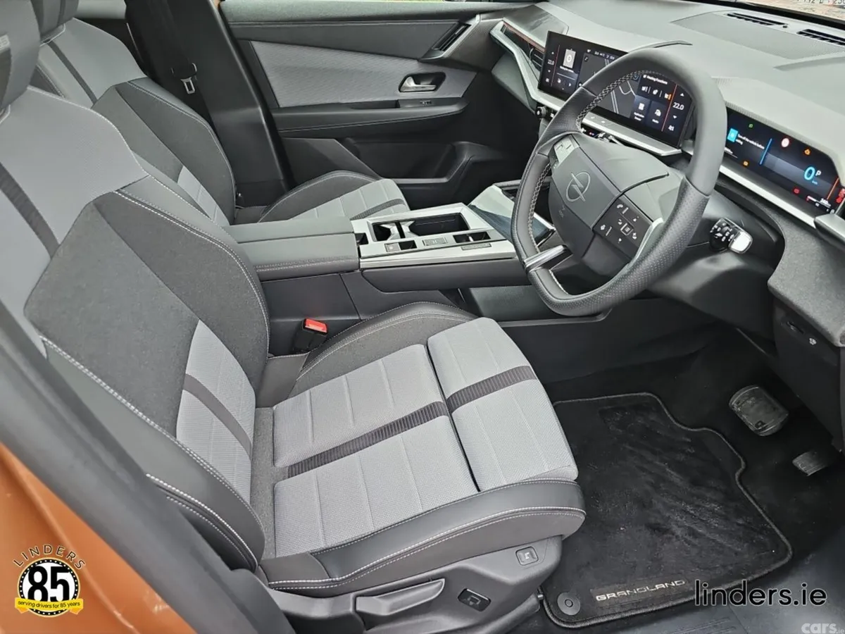 Opel Grandland SUV, Petrol Hybrid, 2026, Brown