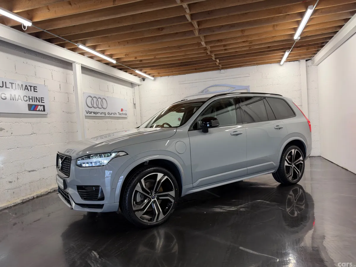 Volvo XC90 SUV, Petrol Hybrid, 2024, Grey