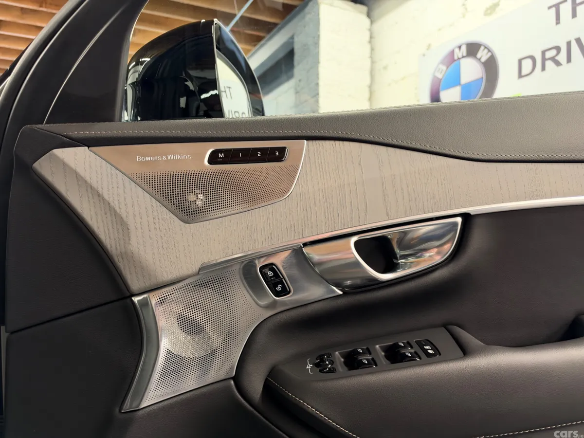 Volvo XC90 SUV, Petrol Hybrid, 2024, Grey
