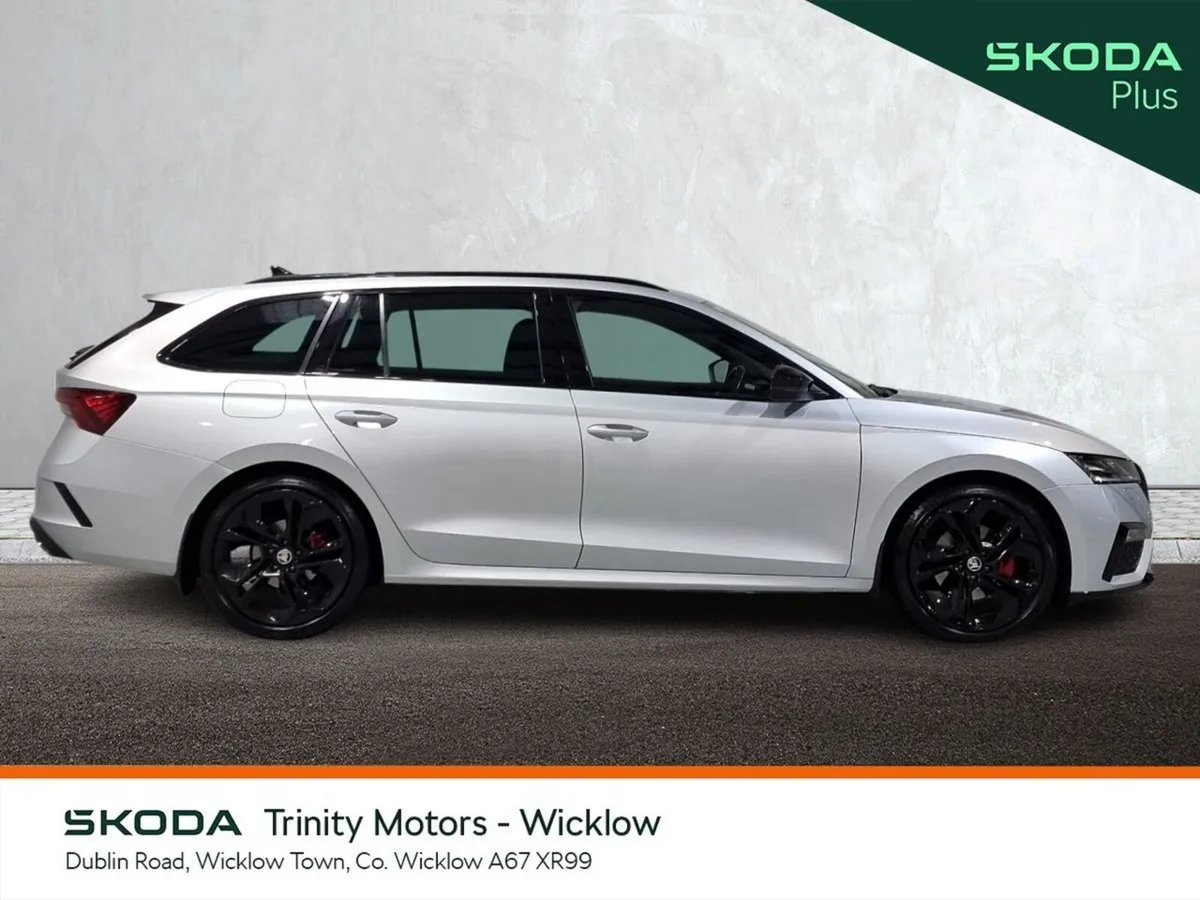 Skoda Octavia Estate, Diesel, 2024, Silver