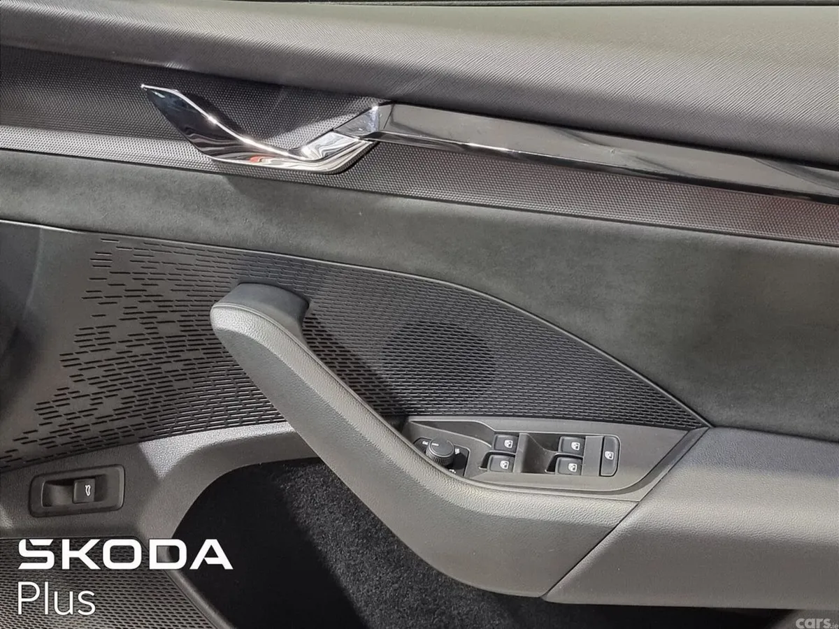 Skoda Octavia Estate, Diesel, 2024, Silver