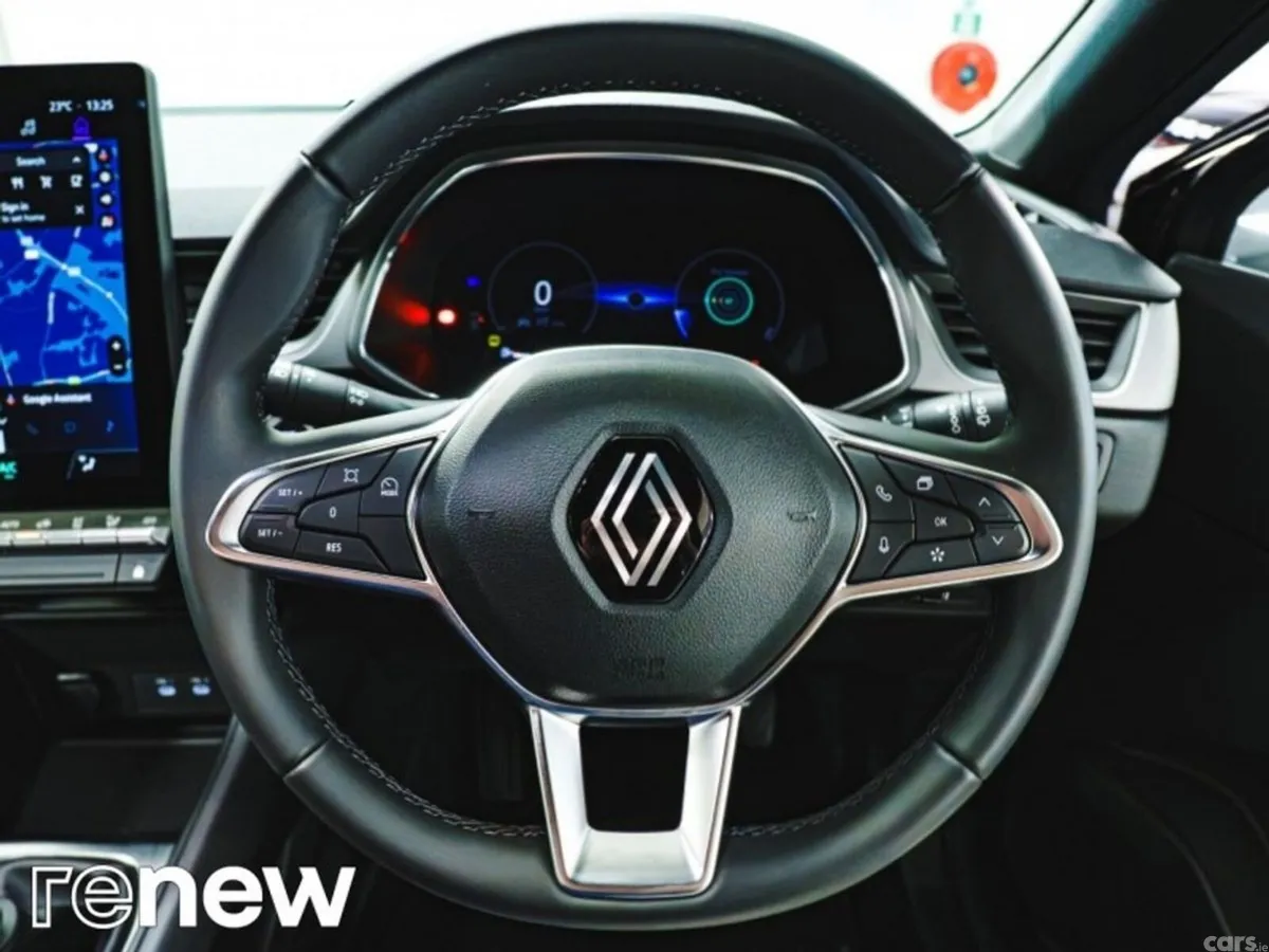 Renault Captur Hatchback, Petrol, 2024, Black