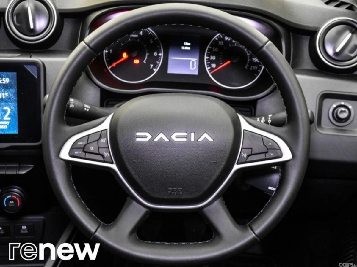 Dacia Duster SUV, Petrol, 2024, Black