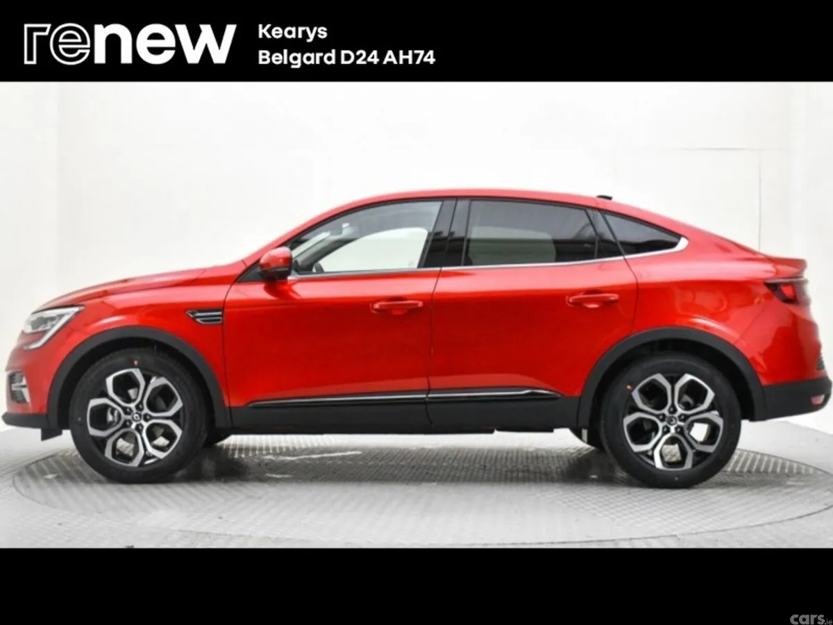 Renault Arkana Hatchback, Petrol, 2022, Red