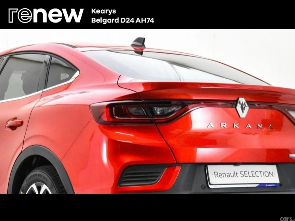 Renault Arkana Hatchback, Petrol, 2022, Red