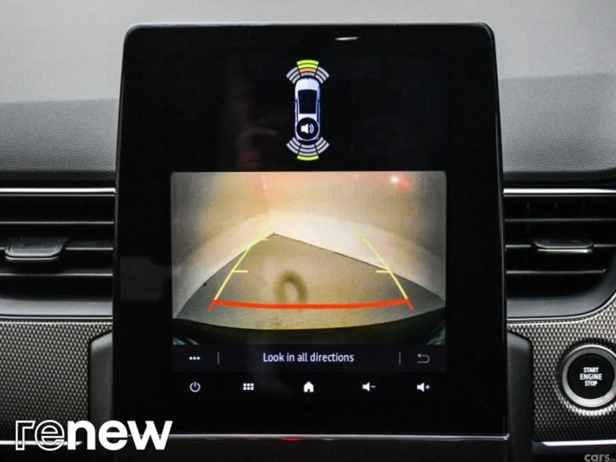 Renault Arkana Hatchback, Petrol, 2022, Red
