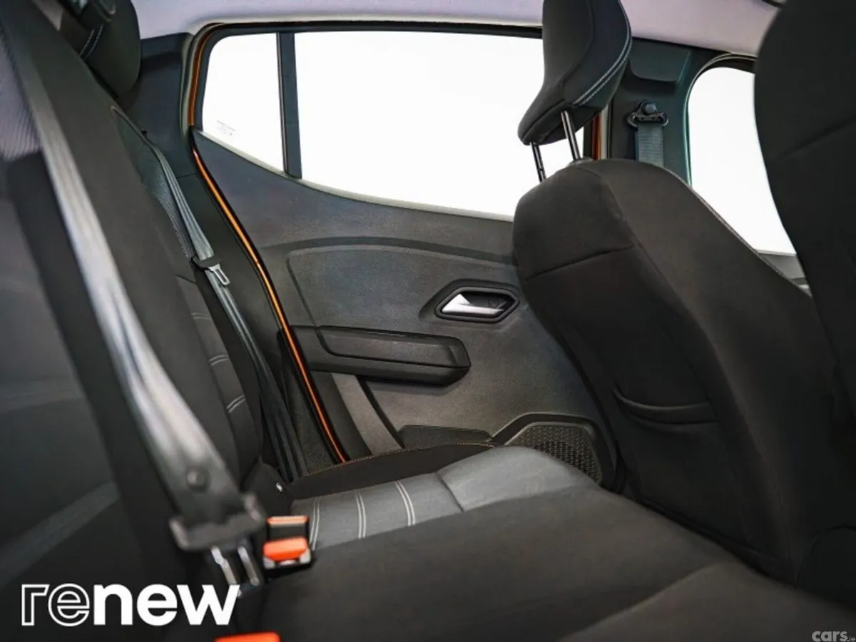 Dacia Sandero Stepway Hatchback, Petrol, 2023, Orange