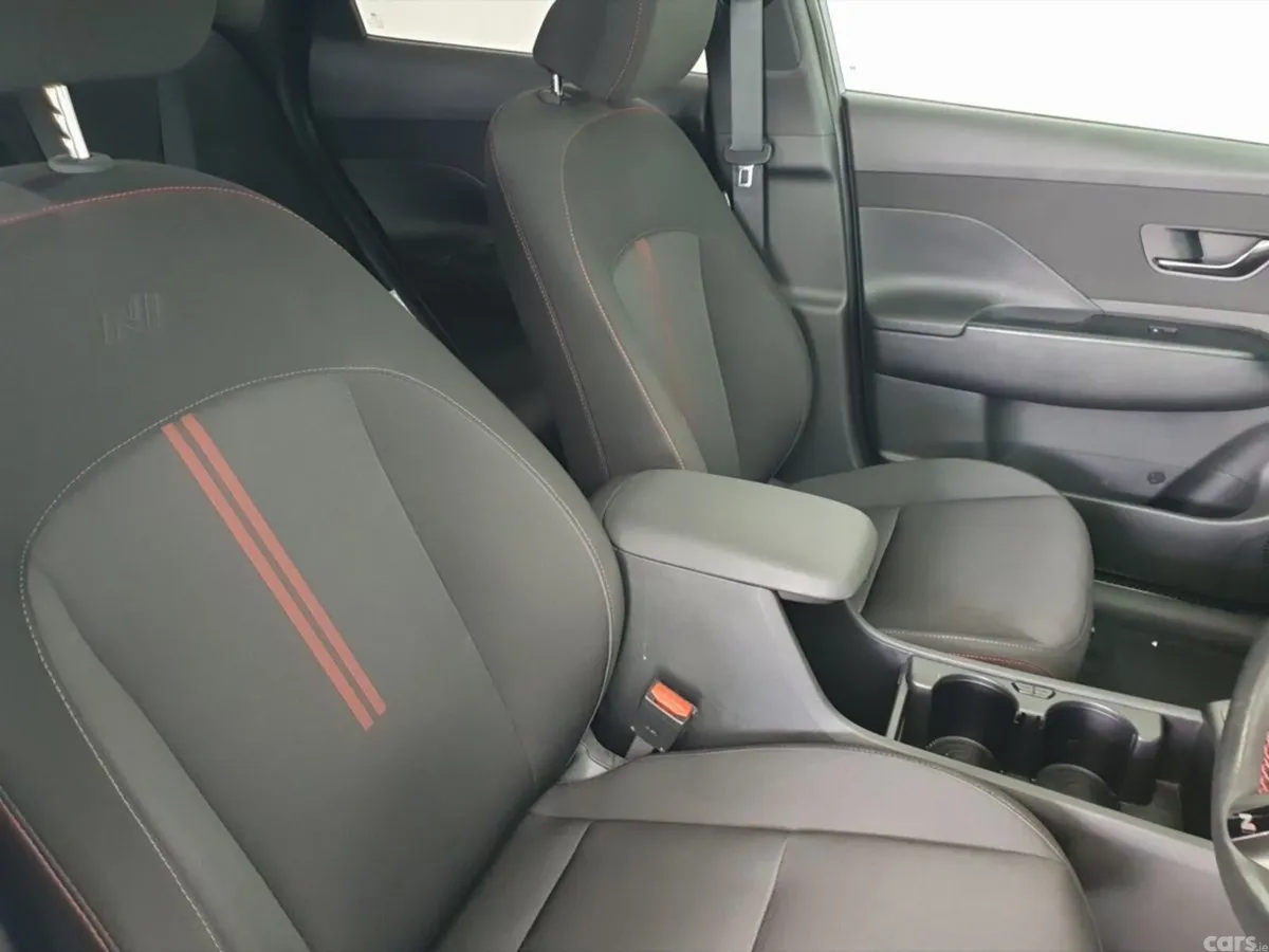 Hyundai KONA Hatchback, Electric, 2024, Blue