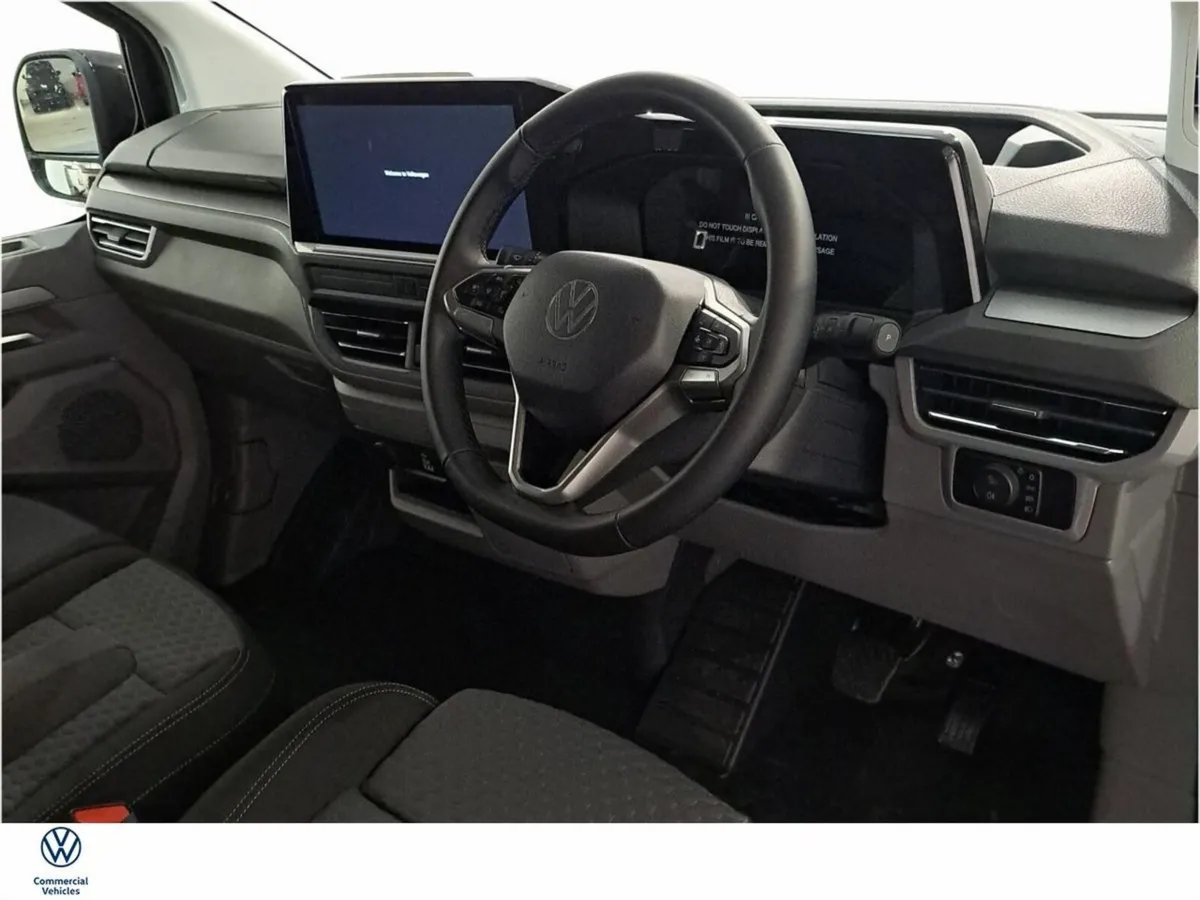 Volkswagen Caravelle MPV, Diesel, 2026, Black