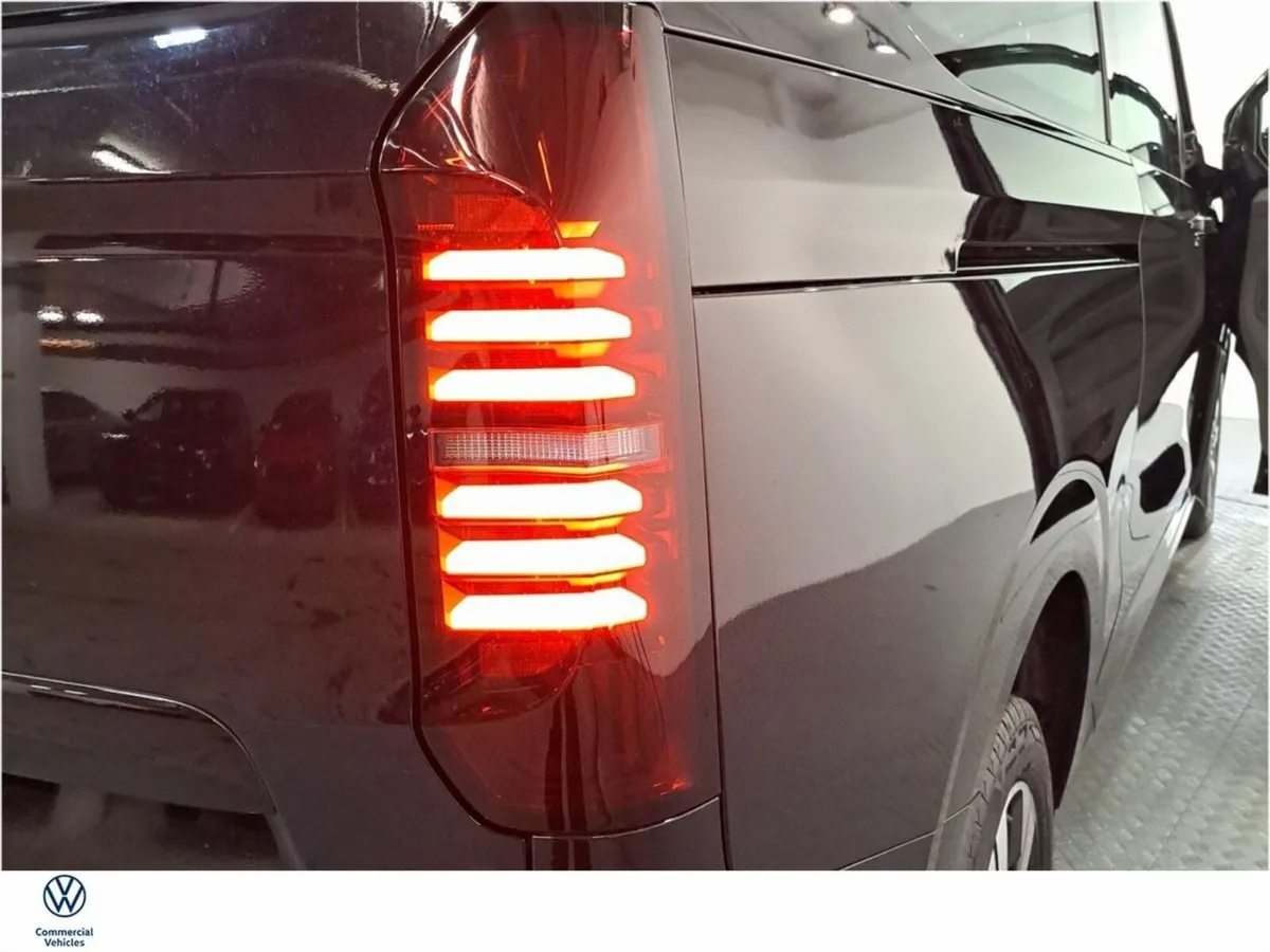 Volkswagen Caravelle MPV, Diesel, 2026, Black