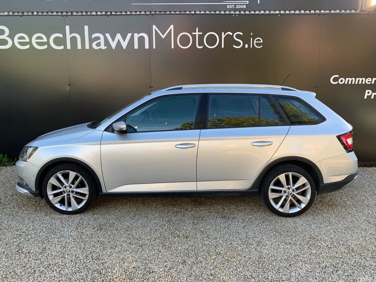 Skoda Fabia Estate, Petrol, 2017, Grey