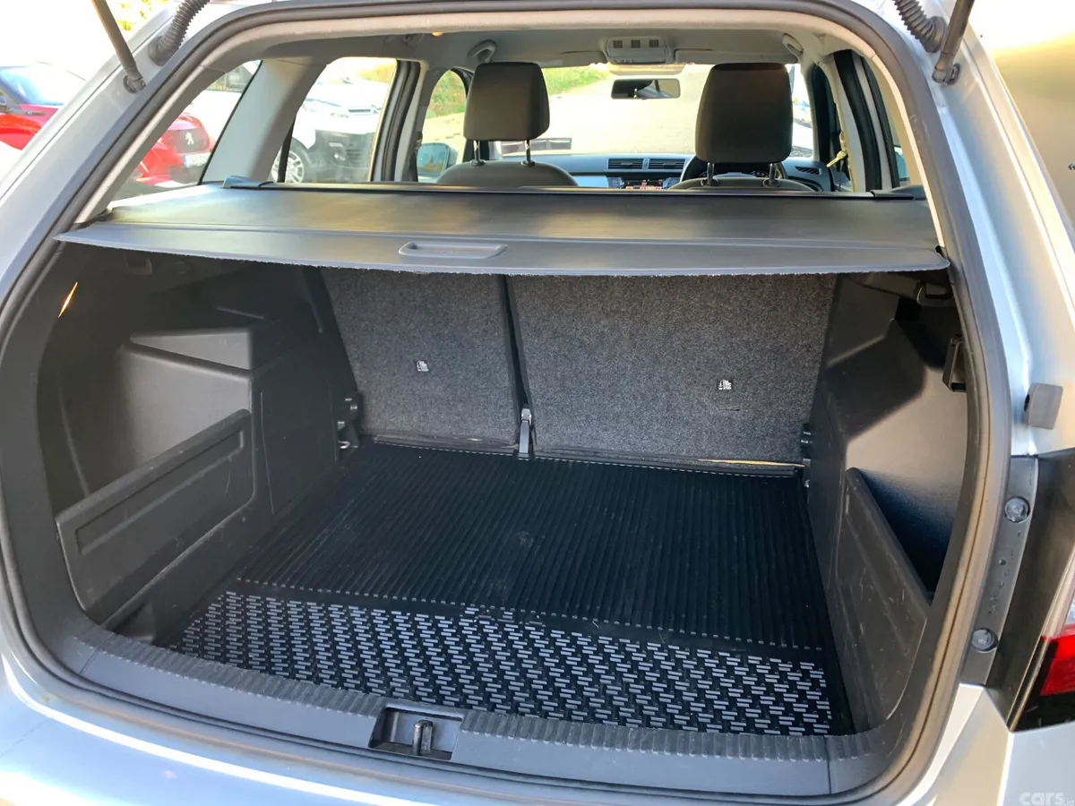 Skoda Fabia Estate, Petrol, 2017, Grey