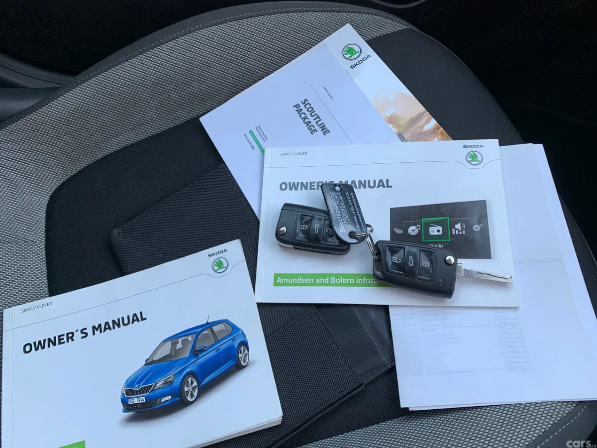 Skoda Fabia Estate, Petrol, 2017, Grey