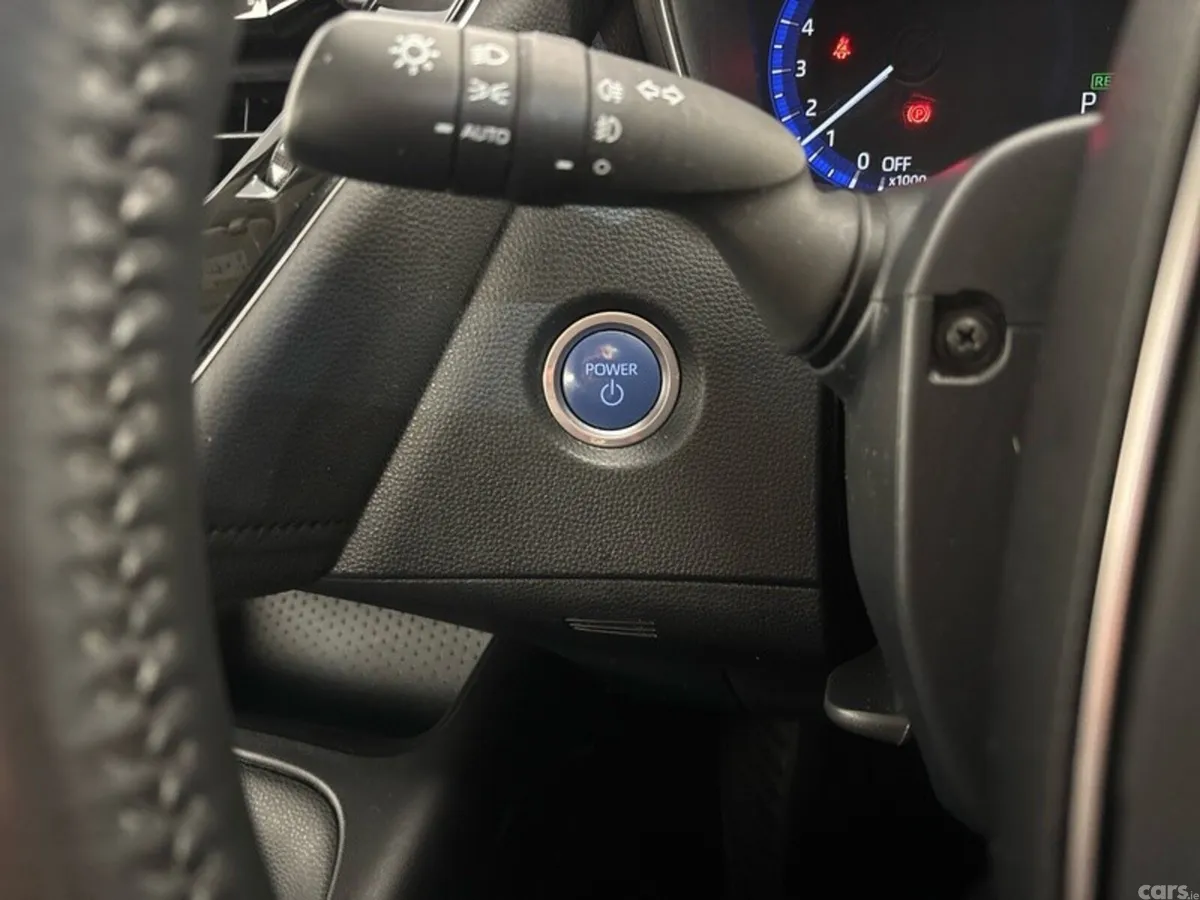 Toyota Corolla Saloon, Petrol Hybrid, 2022, Grey