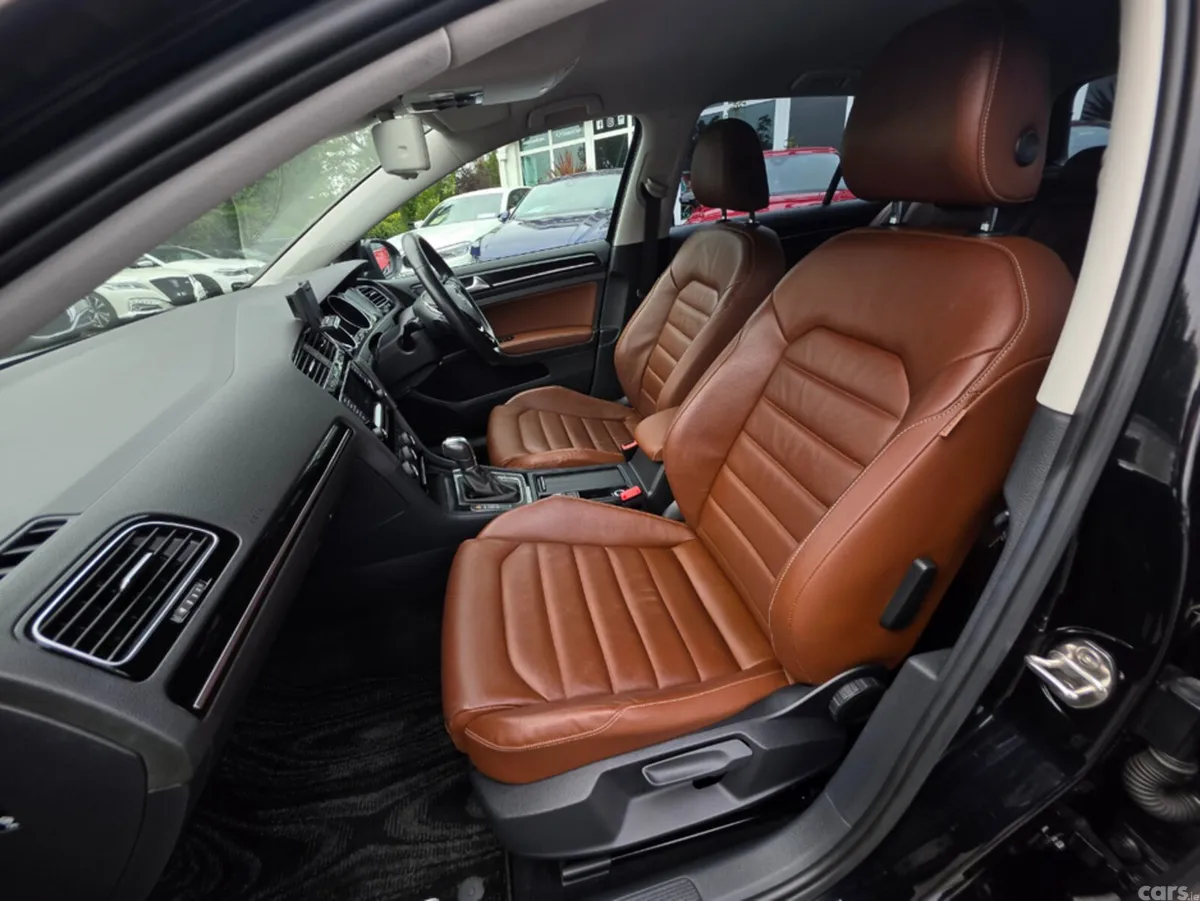 Volkswagen Golf Hatchback, Petrol, 2013, Black