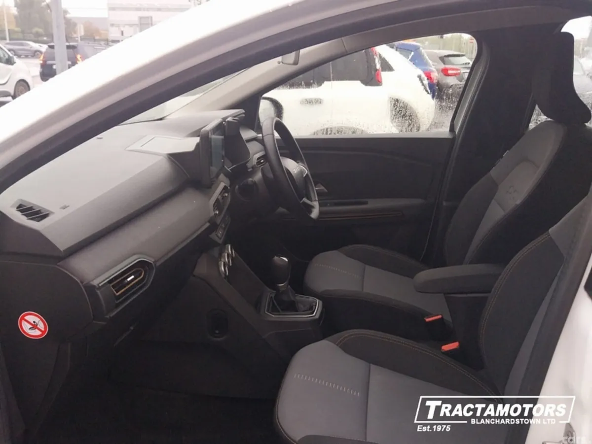 Dacia Jogger MPV, Petrol, 2024, White