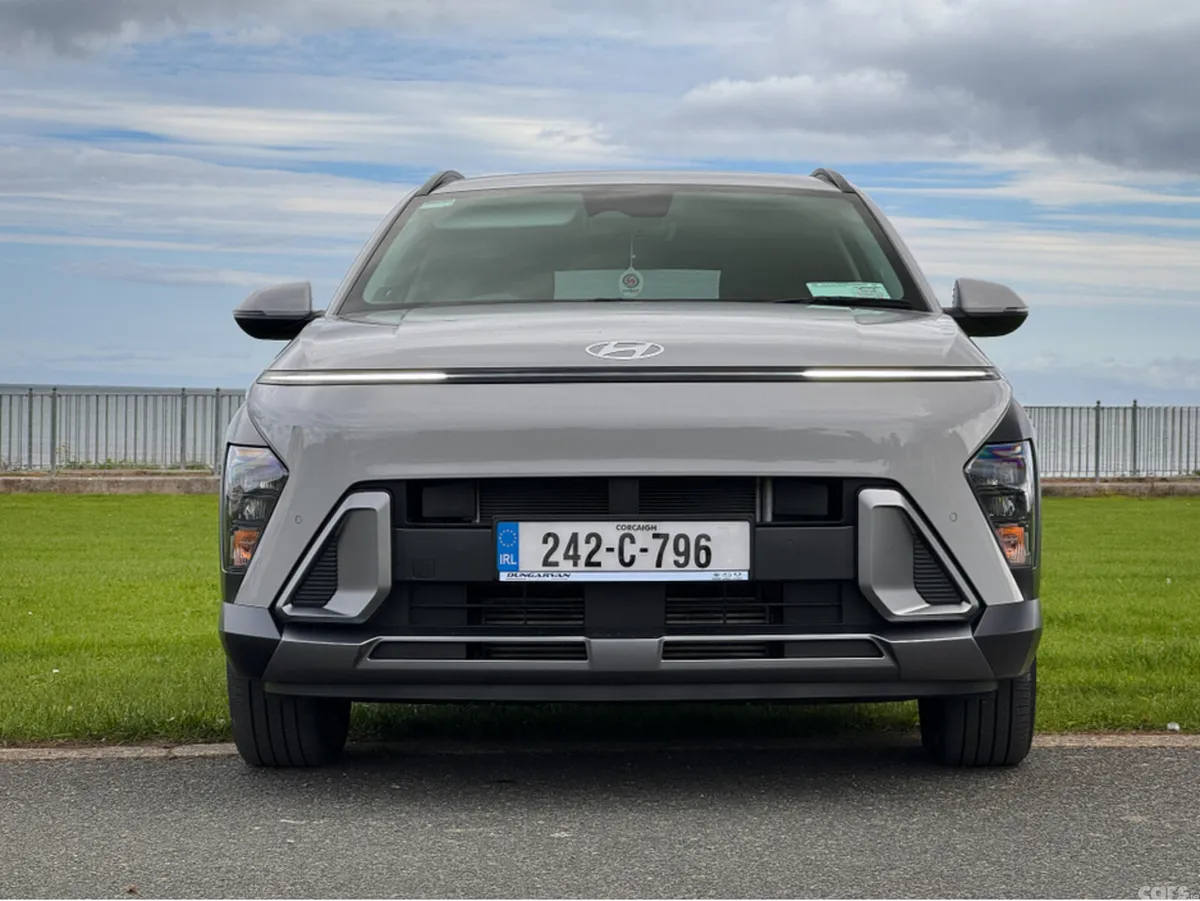 Hyundai KONA MPV, Petrol, 2024, Grey