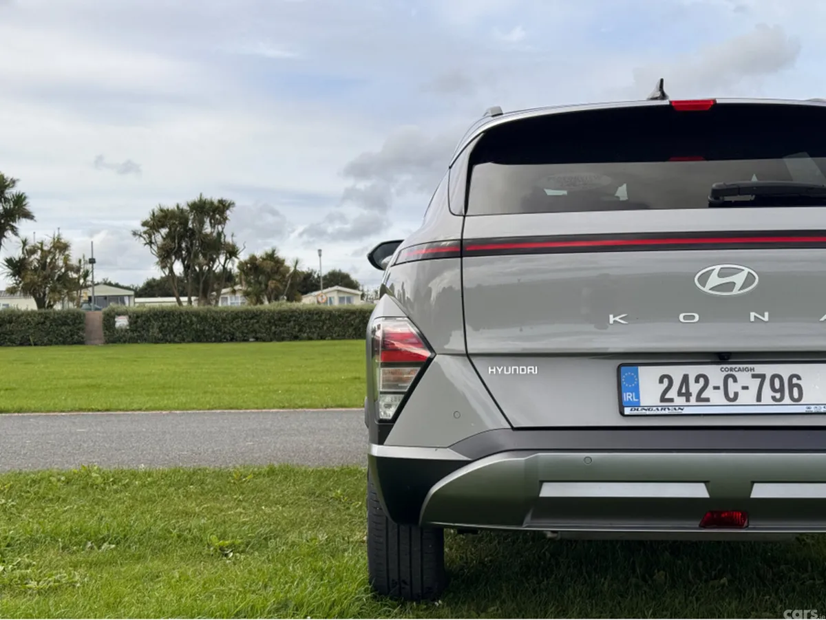 Hyundai KONA MPV, Petrol, 2024, Grey
