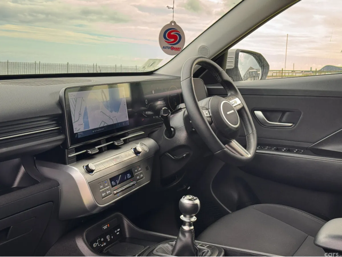 Hyundai KONA MPV, Petrol, 2024, Grey