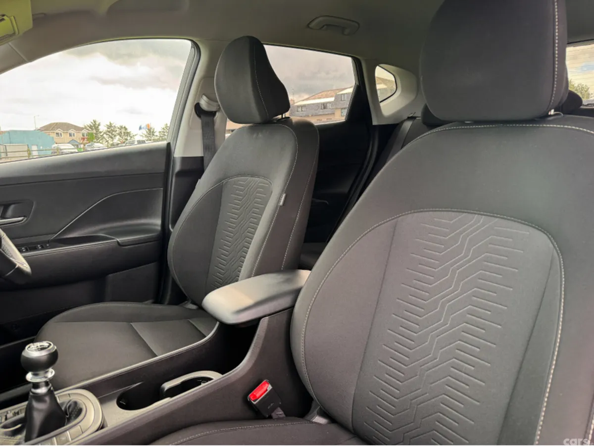 Hyundai KONA MPV, Petrol, 2024, Grey
